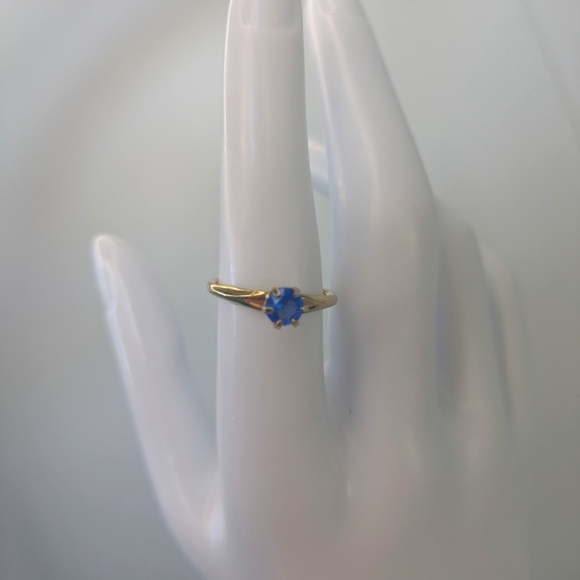 Vintage Sterling Silver Blue Sapphire Solitaire Ring Size 7.5 Gold Tone Vermeil - Picture 3 of 9
